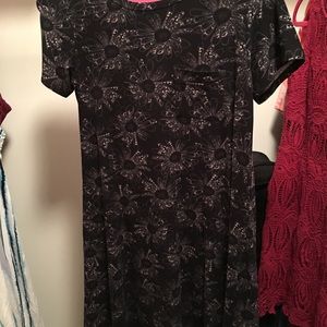 LuLaRoe Carly